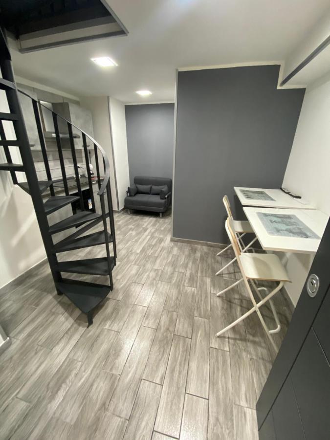 House Casablanca Apartment เนเปิลส์ ภายนอก รูปภาพ