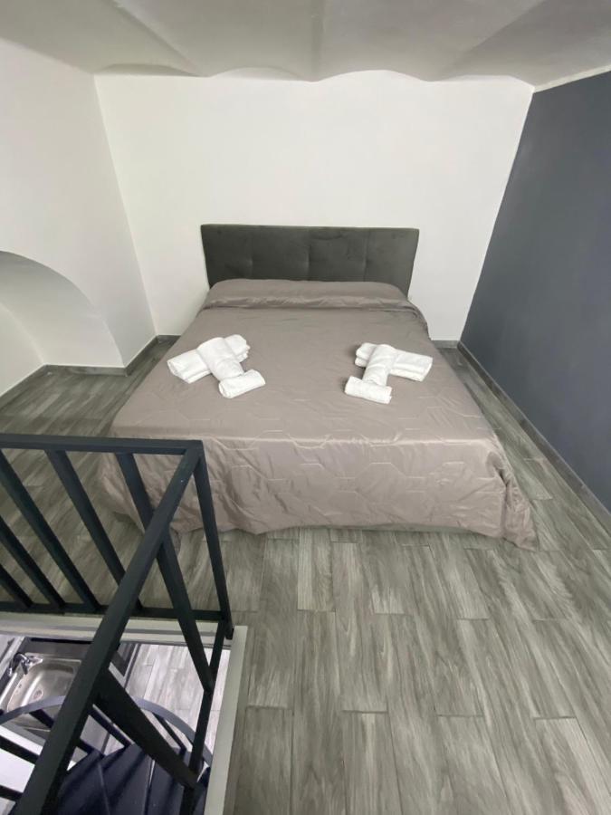 House Casablanca Apartment เนเปิลส์ ภายนอก รูปภาพ